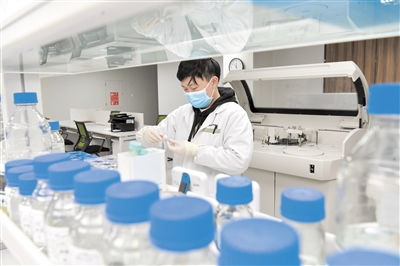 高新生物醫藥戰隊 以科技攻關跑出醫藥成果“加速度”